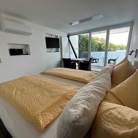 Gaestehaus Sommertal Mit Pool Im Garten, Eigener Parkplatz, 800M Zum Bodensee, 300M Zur Altstadt Meersburg Ngoại thất bức ảnh