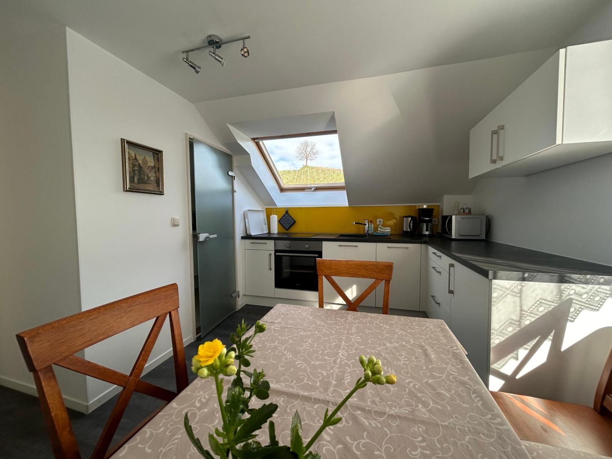Gaestehaus Sommertal Mit Pool Im Garten, Eigener Parkplatz, 800M Zum Bodensee, 300M Zur Altstadt Meersburg Ngoại thất bức ảnh