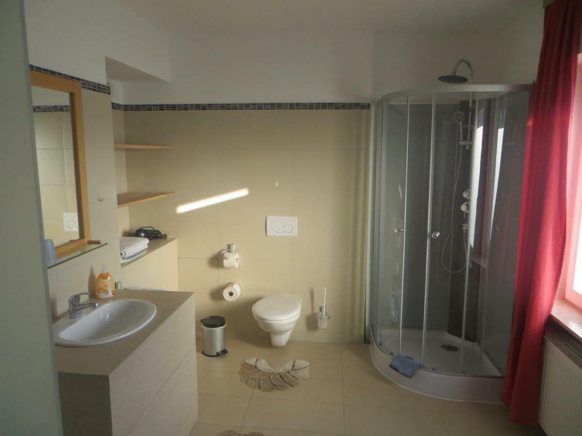 Gaestehaus Sommertal Mit Pool Im Garten, Eigener Parkplatz, 800M Zum Bodensee, 300M Zur Altstadt Meersburg Ngoại thất bức ảnh